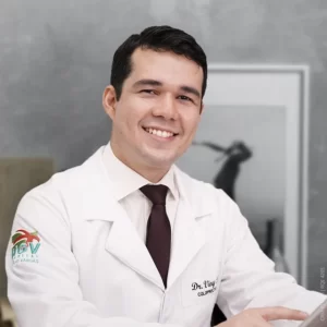 Dr. Viny Brito - Coloproctologia em Teresina