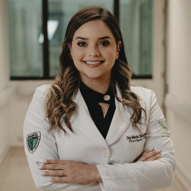 Dra. Maria Clara Medeiros - Oncologia Clínica em São Luís